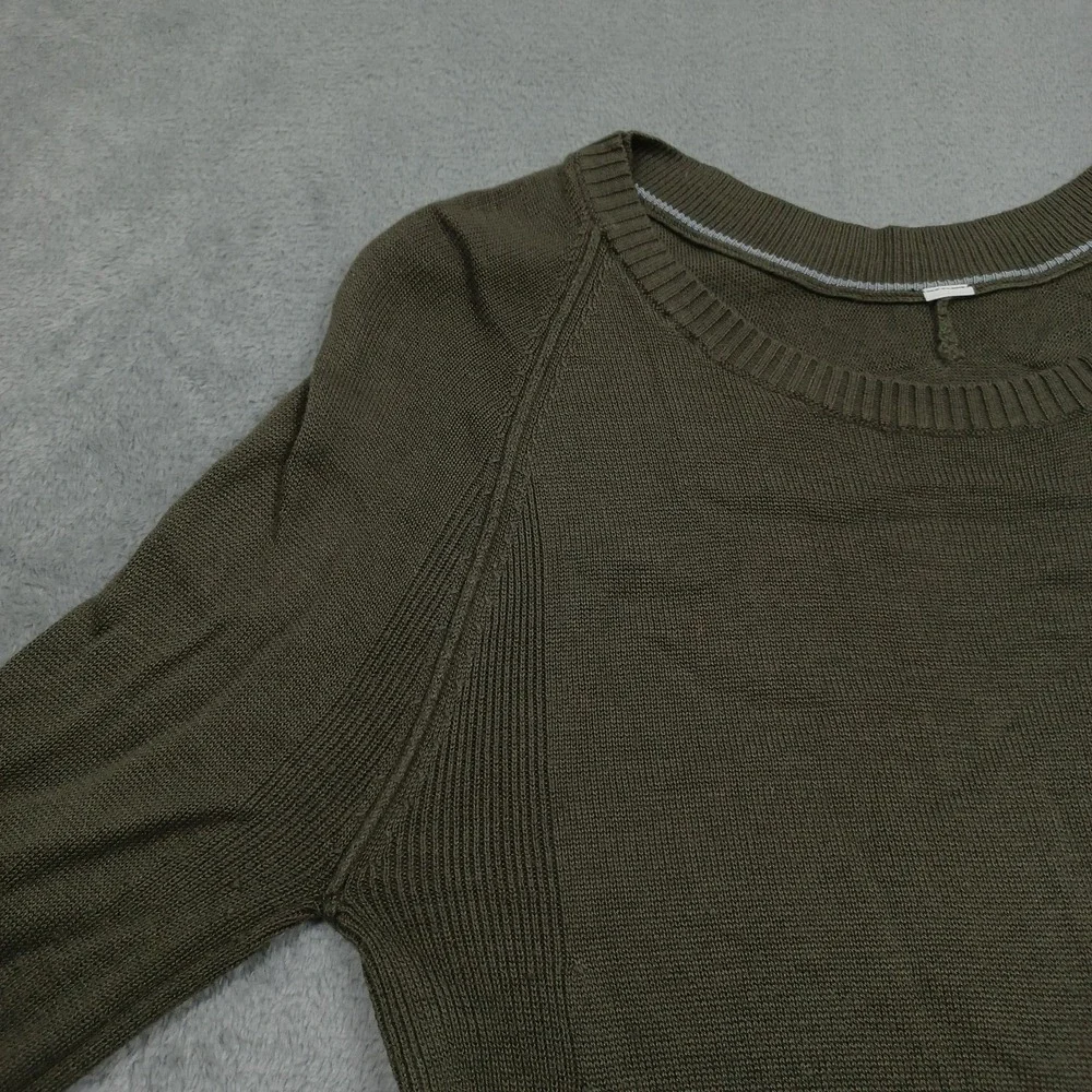 Lululemon‎ Sweater Womens 2 Green Merino Wool Pullover Logo Casual Knit